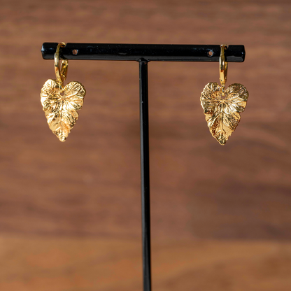 Boucles d'oreilles Franka coeur et feuille dorés 