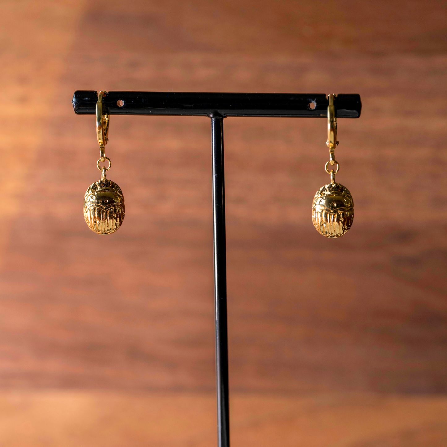 Boucles d'oreilles scarabée Horus dorées